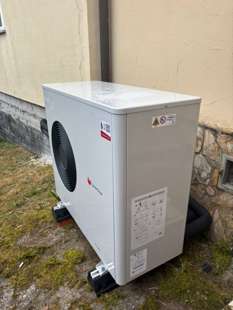 Empresa contratada para instalación de suelos radiantes en viviendas de Llanes